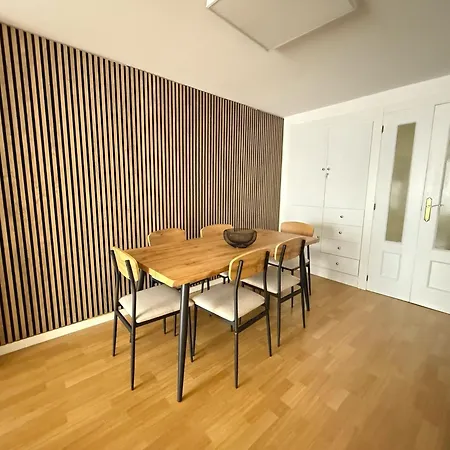 Apartment Junto A La Real Y Antigua En