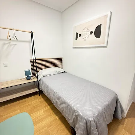 Apartment Junto A La Real Y Antigua En