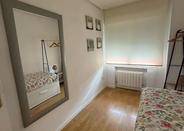 Lejlighed Junto A La Real Y Antigua En Burgo